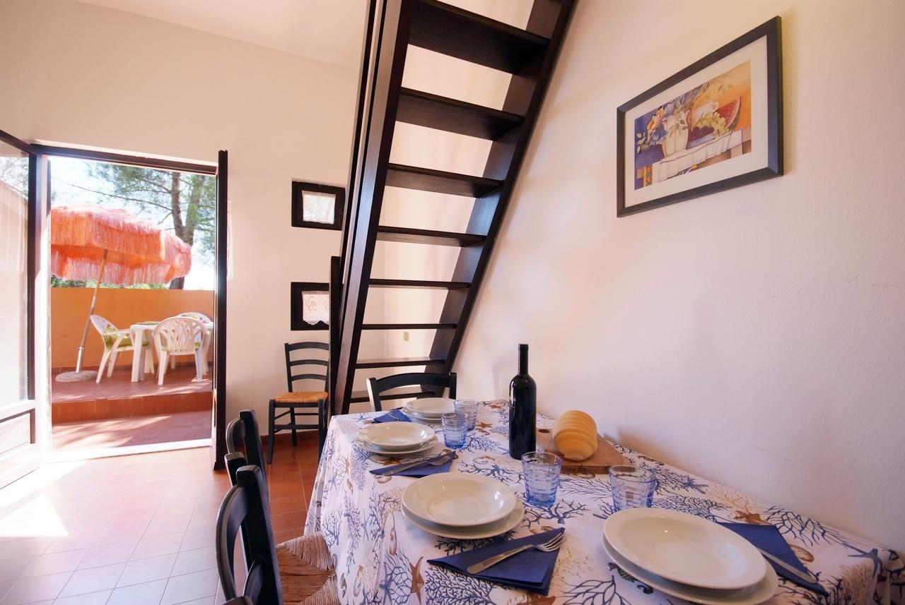 Residence Sud Est Porto Azzurro Bagian luar foto